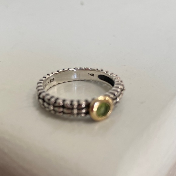 Vintage Town & Country Elegant sterling Silver and 14K Gold Women's Ring Peridot - Picture 2 of 2